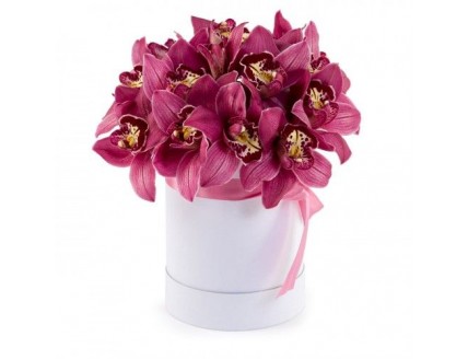 Купить букет - Цветы в коробке «Вагнер» с доставкой по Первоуральску в интернет магазине - FLOVERMIXC.RU | по лучшей цене